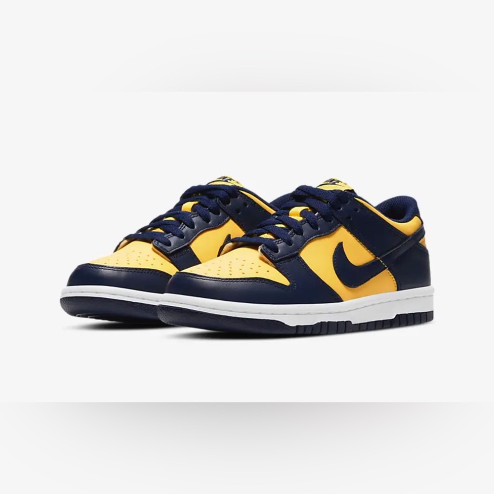 Nike Dunk Low Maize Kids Youth CW1590 700 GS sz 4.5Y Womens sz 6 Midnight Navy